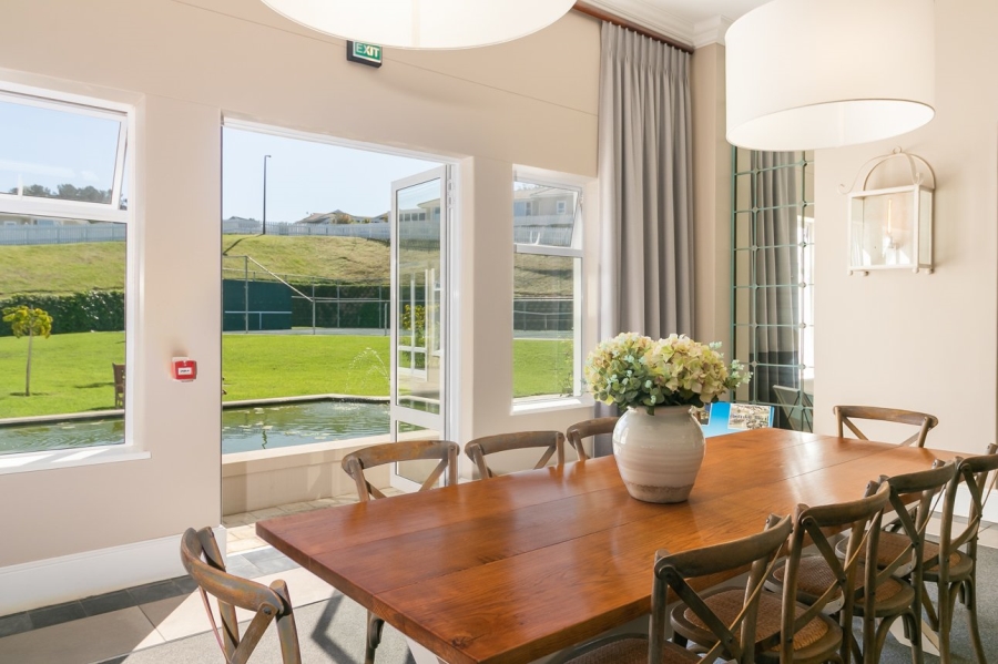 2 Bedroom Property for Sale in Hunters Estate Western Cape